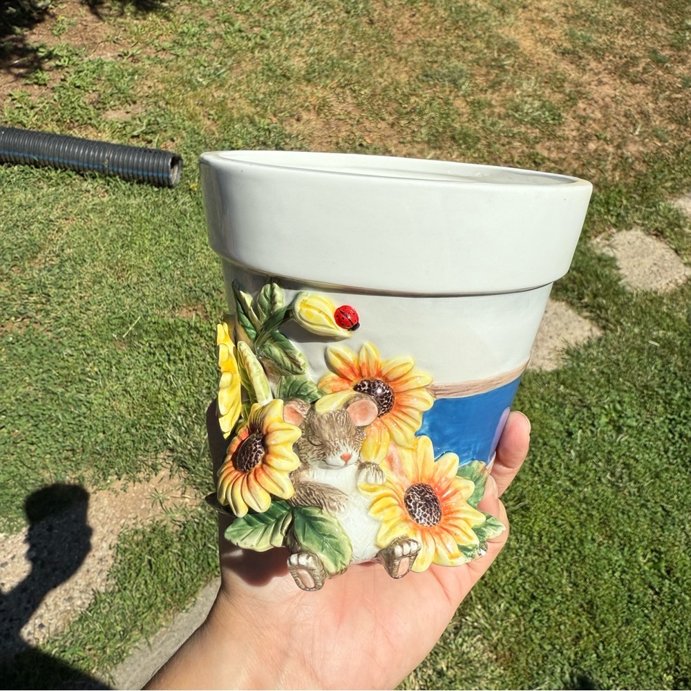 Charming Tails Spring Garden Planter Mouse Floral Farmhouse Country 4.5”